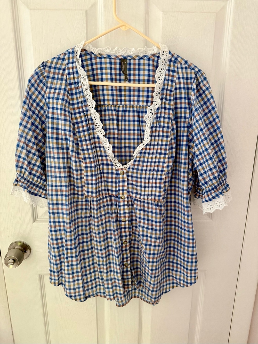 Anthropologie Puff Sleeve Lace Trim Blue and White Gingham Blouse Size XL